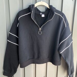 H&M Drop Sleeve Half Zip Jacket Black Large Gen Y Gen Z